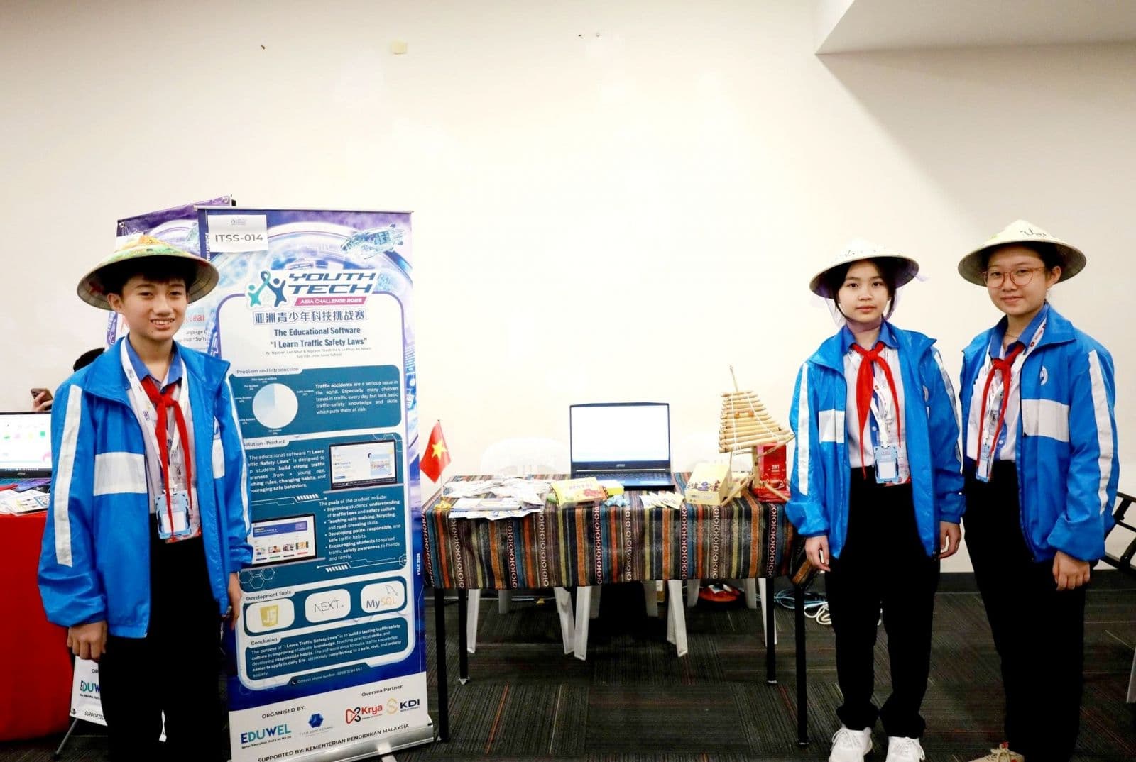 I Learn Traffic Safety Laws – Tôi học luật an toàn giao thông